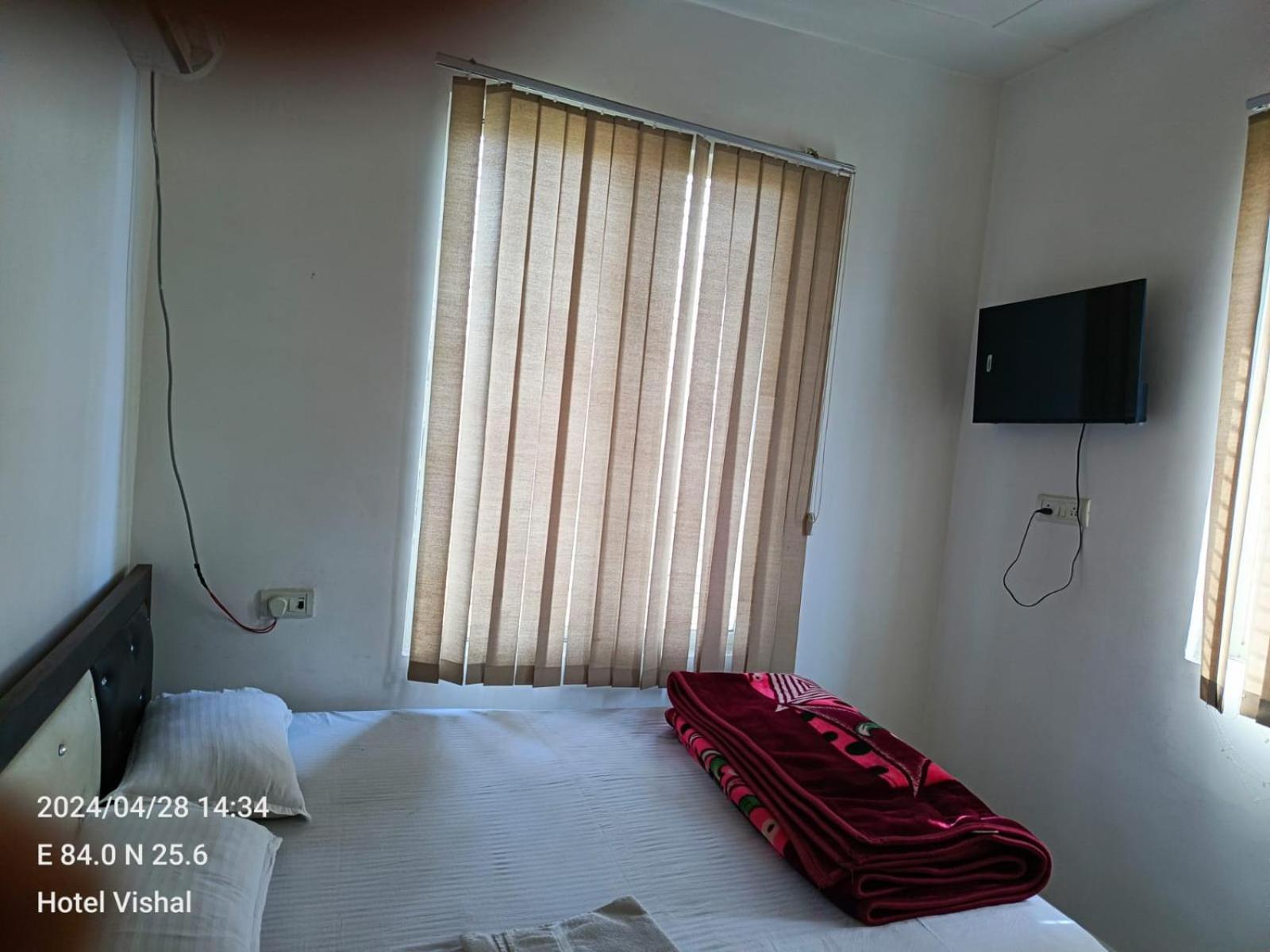 Hotel Vishal Buxar エクステリア 写真