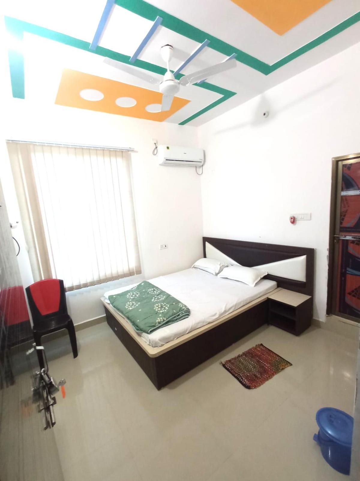 Hotel Vishal Buxar エクステリア 写真